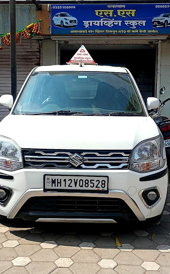 Maruti WagonR training car SS Driving School Pune